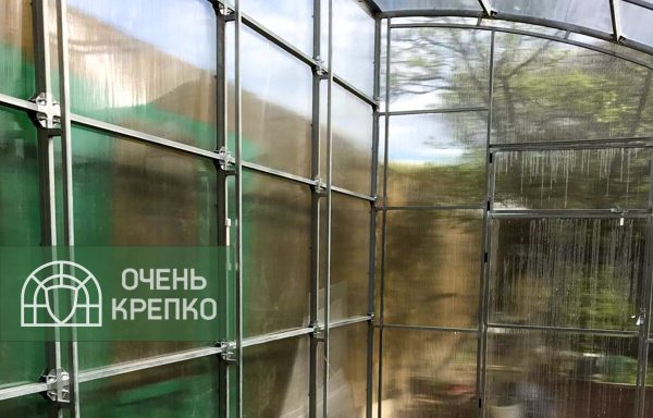 Теплица Пристенная фото 4